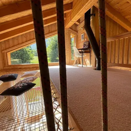 Chalet Semi Detached For 8 With Balcony & Garden *