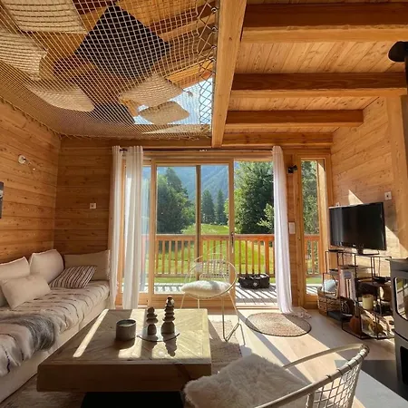 Semi Detached For 8 With Balcony & Garden Chalet *
