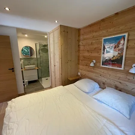 Chalet Semi Detached For 8 With Balcony & Garden *