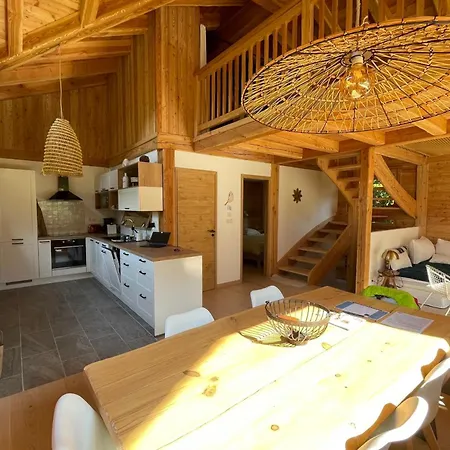 Chalet Semi Detached For 8 With Balcony & Garden