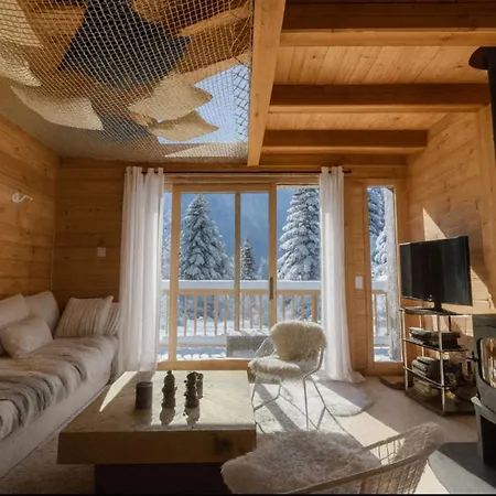 Semi Detached For 8 With Balcony & Garden *