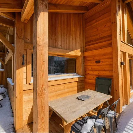 Semi Detached For 8 With Balcony & Garden Chalet