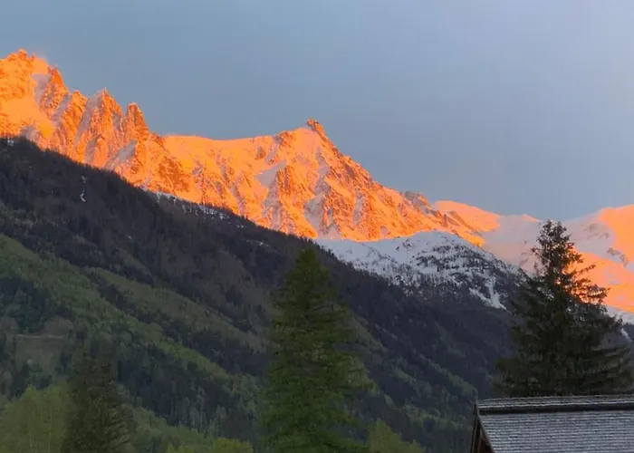 Alpesi faház Semi Detached For 8 With Balcony & Garden Chamonix